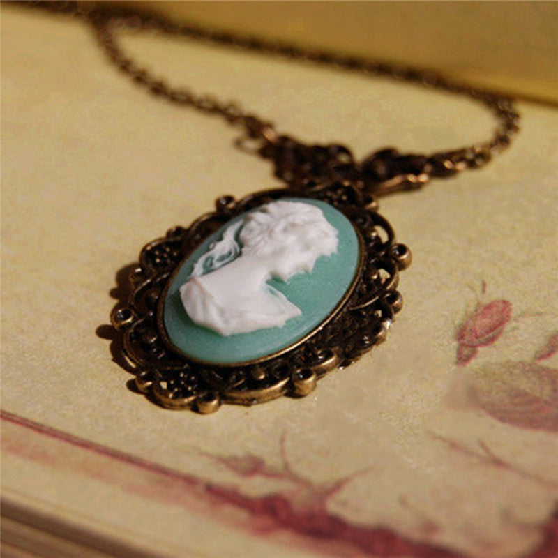 Vintage Style Lady Necklace Beauty Head Portrait Time Gemstone Necklace Jewelry